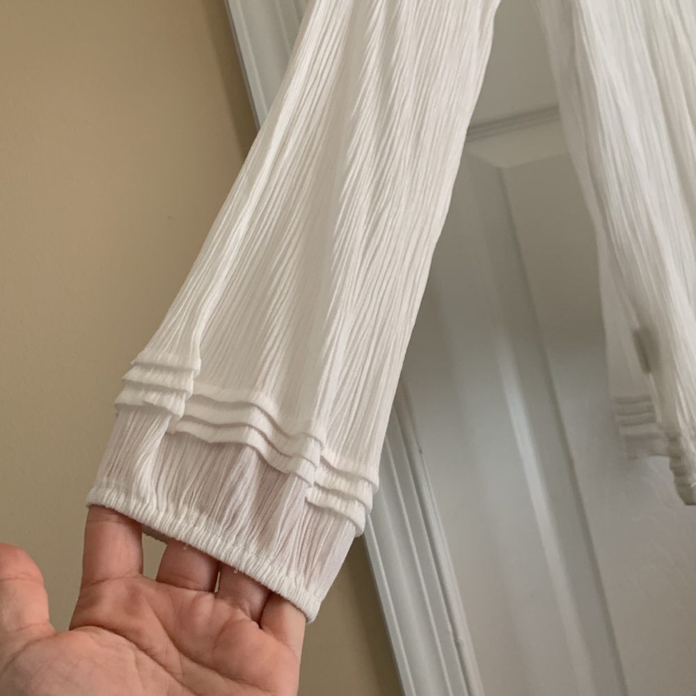 Long sleeve white blouse - Picture 5 of 5